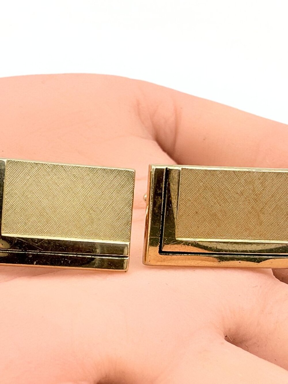 Swank Signed MCM Art Deco Rectangular Textured Gold Plate Architectural Cufflink